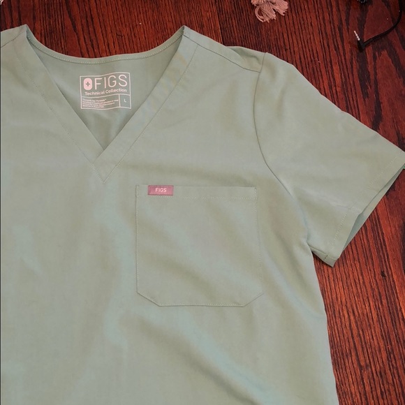 ON HOLD FIGS Scrub Set (Size L, Jade Green) - Picture 4 of 7